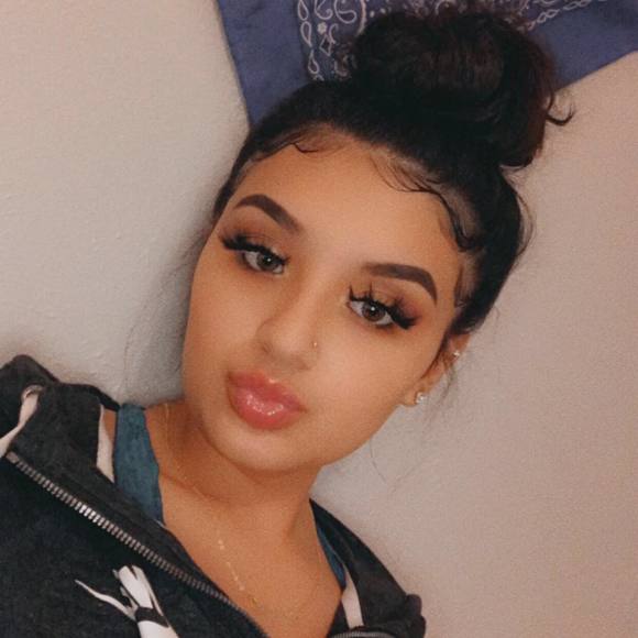 mya_castruita